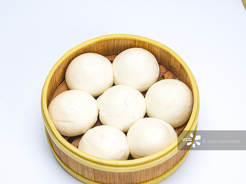 蒸笼里面新鲜的豆沙包图片素材