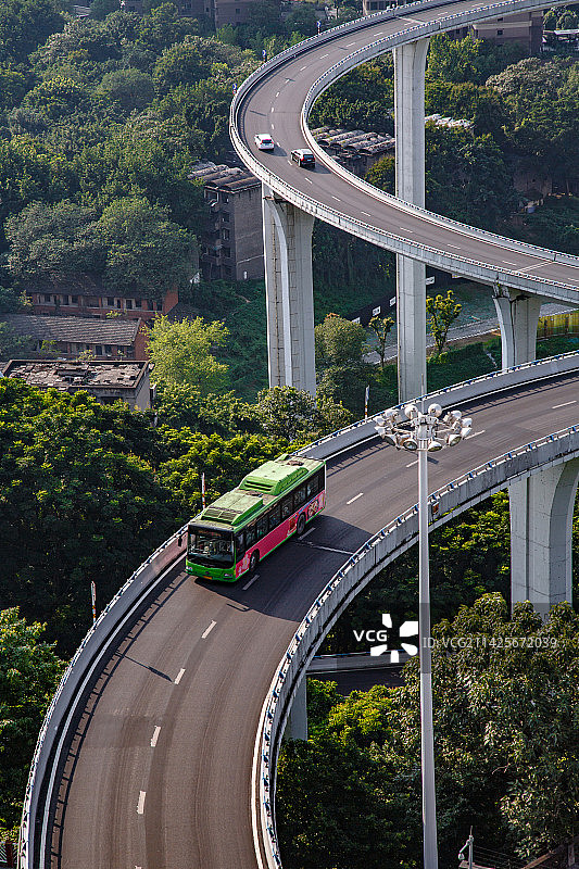 山城双环-重庆菜园坝大桥图片素材