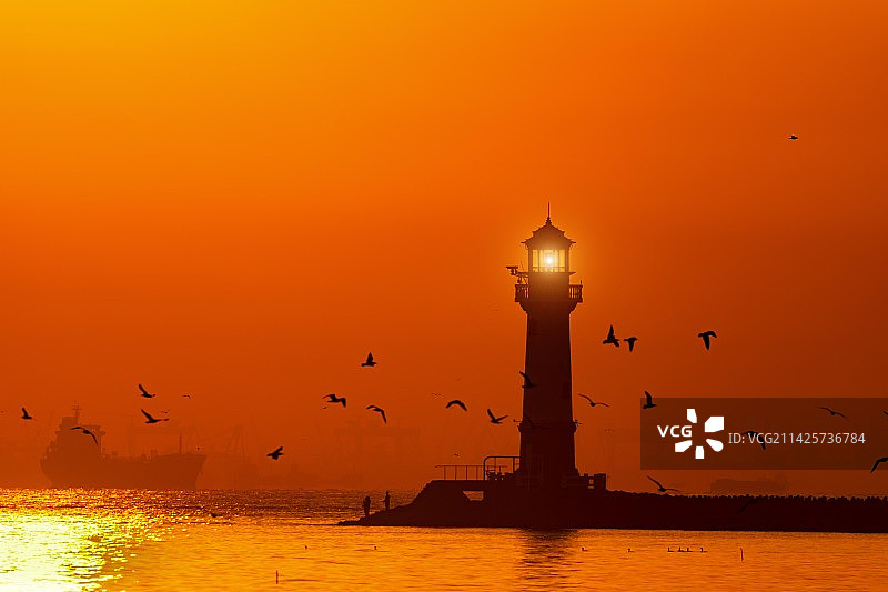 上海灯塔日出图片素材