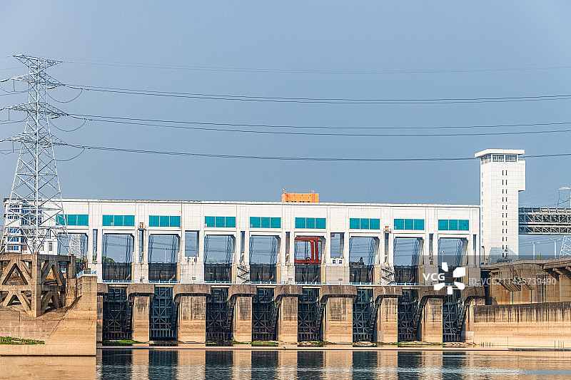 葛洲坝大坝泄洪闸图片素材