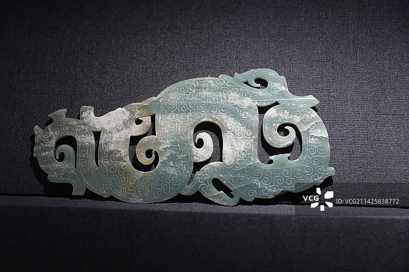 良渚博物院西周晋国玉器精品展文物玉器玉龙图片素材