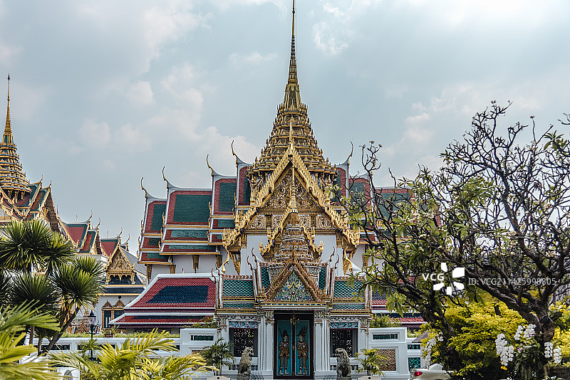 泰国曼谷大皇宫玉佛寺建筑外观图片素材
