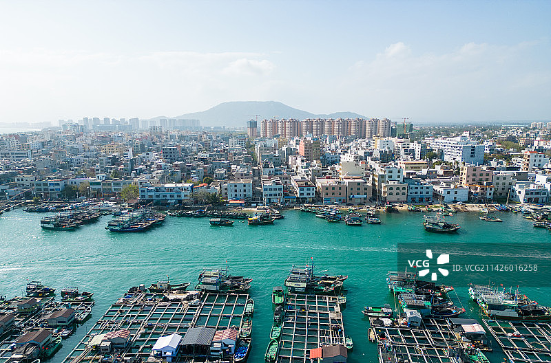 海南陵水黎族自治县疍家渔排航拍特写图片素材