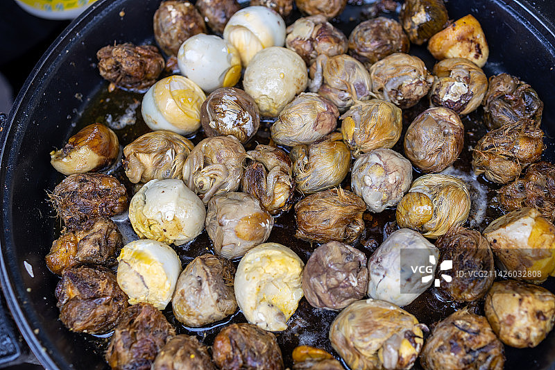 特色小吃“活珠子”、也叫毛鸡蛋、旺鸡蛋图片素材