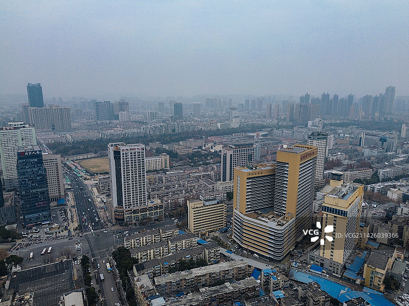 合肥市 寿春路 杏花公园 第一人民医院 中兴大厦 招行大厦 润安大厦 淮安大厦图片素材