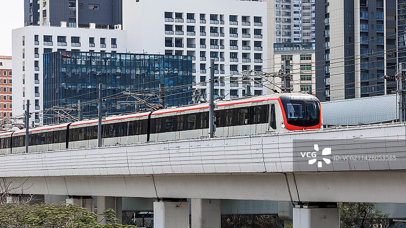 深圳地铁4号线红山站图片素材
