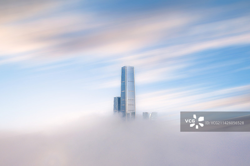 贵阳市观山湖区金融城云海和城市建筑图片素材