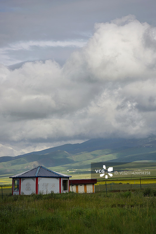 青海湖畔图片素材