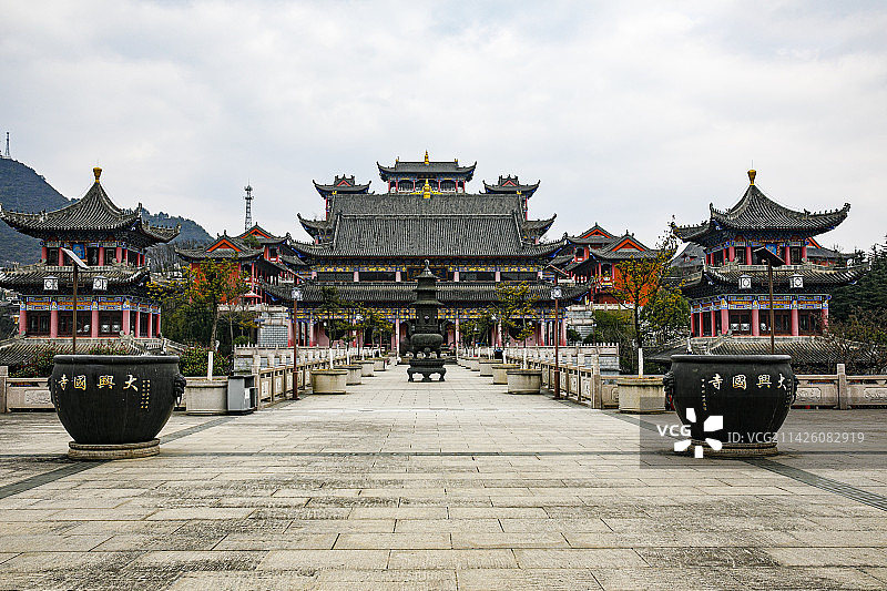 溪区青岩古镇大兴国寺风光图片素材