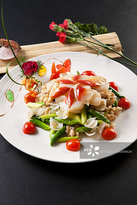 芦笋百合桃仁北极贝图片素材