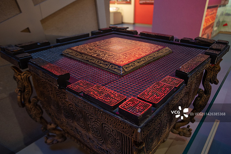 北京奥运会上用的缶图片素材