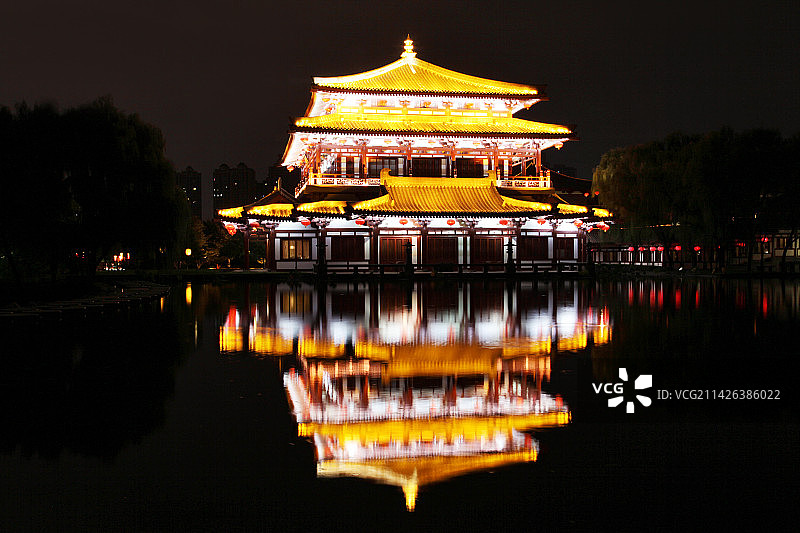 西安大唐芙蓉园夜景图片素材