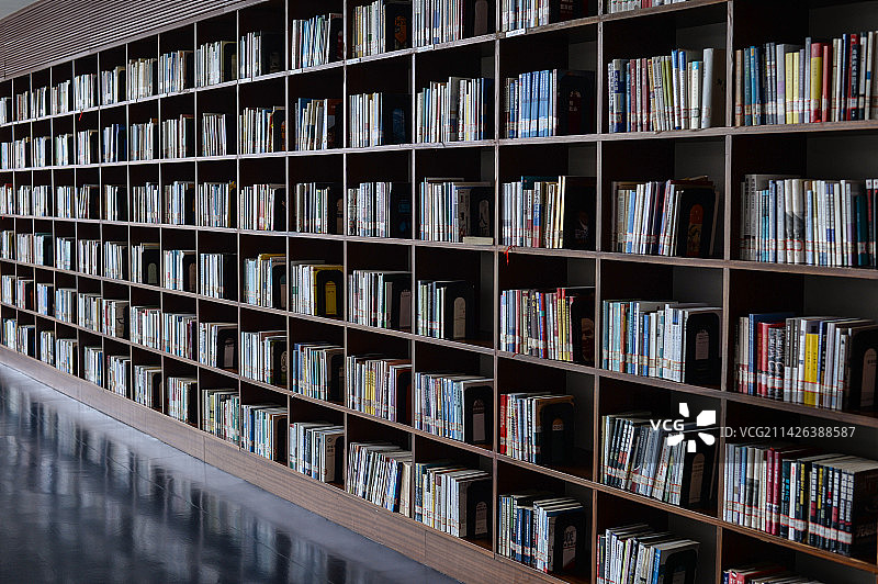 图书馆书架书本图片素材