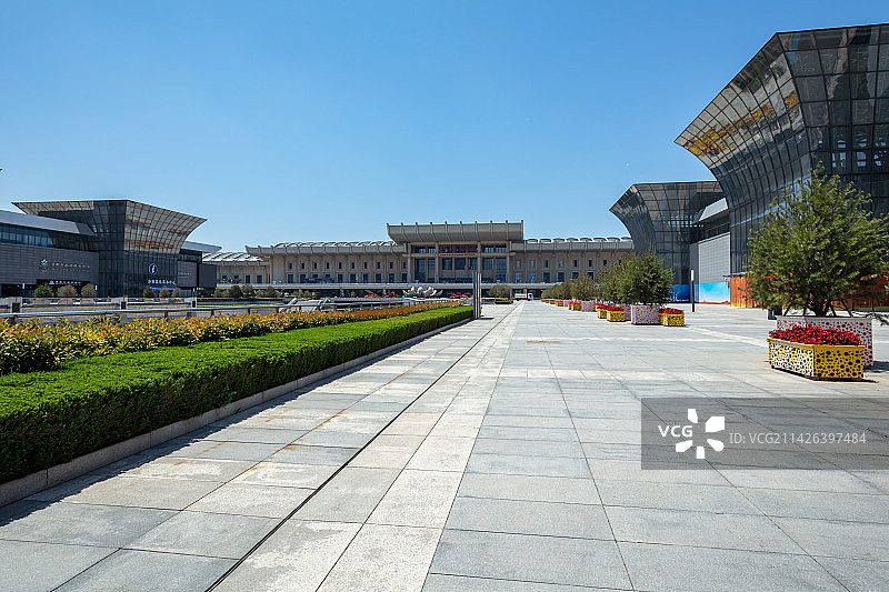 中国山东济南西客站东广场图片素材