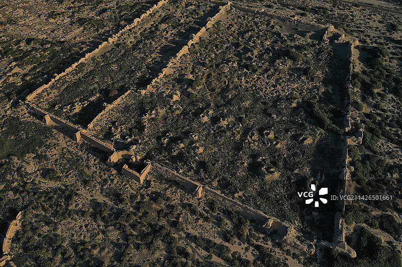 苍凉的锁阳城遗址图片素材