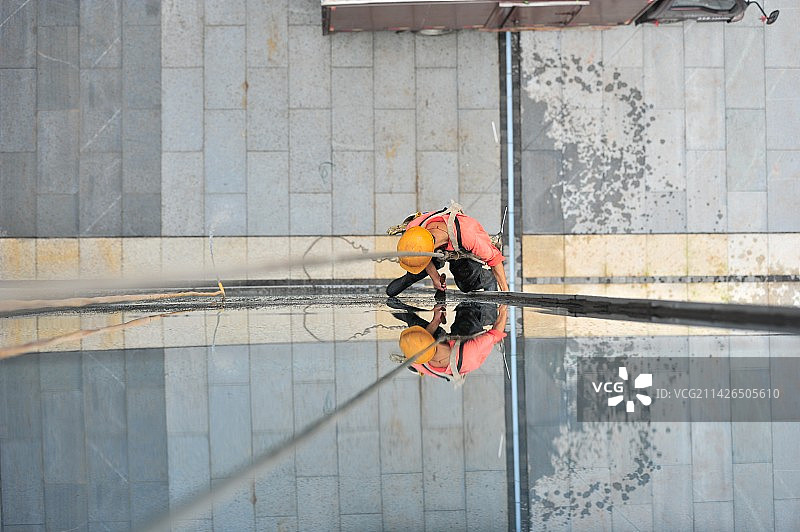 四川省绵阳户外工人劳动，工作图片素材