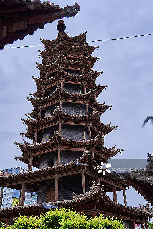 古色古香的佛塔图片素材