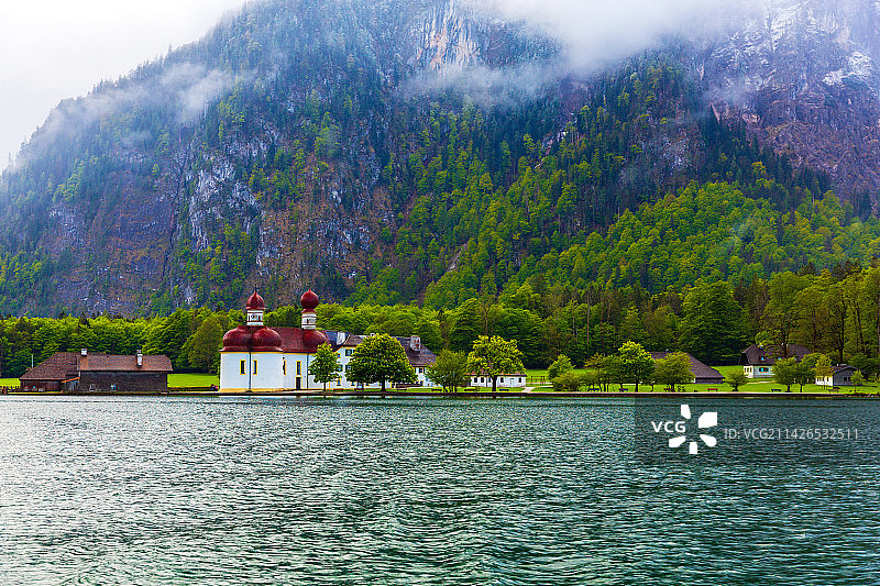 德国贝希特斯加登国王湖圣巴多罗买礼拜堂图片素材