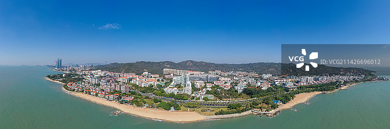 航拍厦门岛南侧海岸线的沙滩海景 福建厦门图片素材