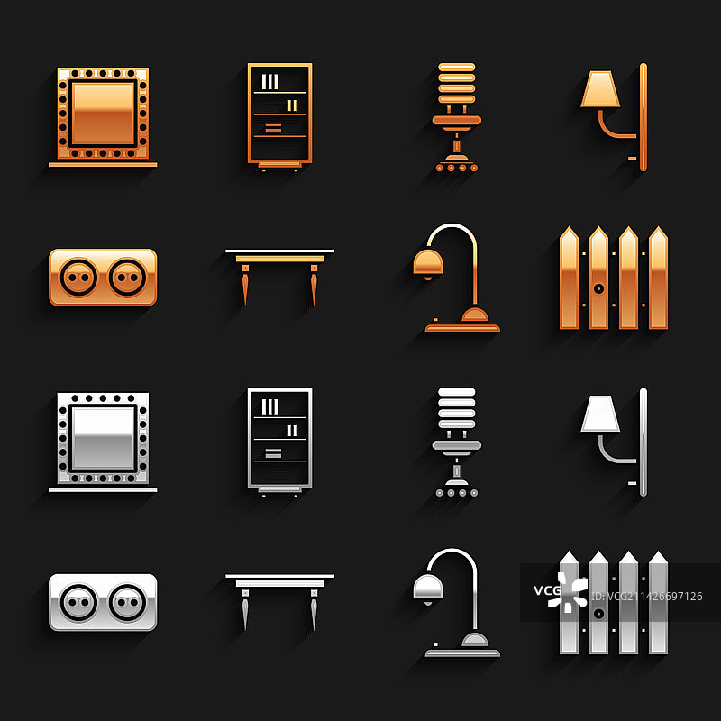 木桌、壁灯和花园栅栏图片素材