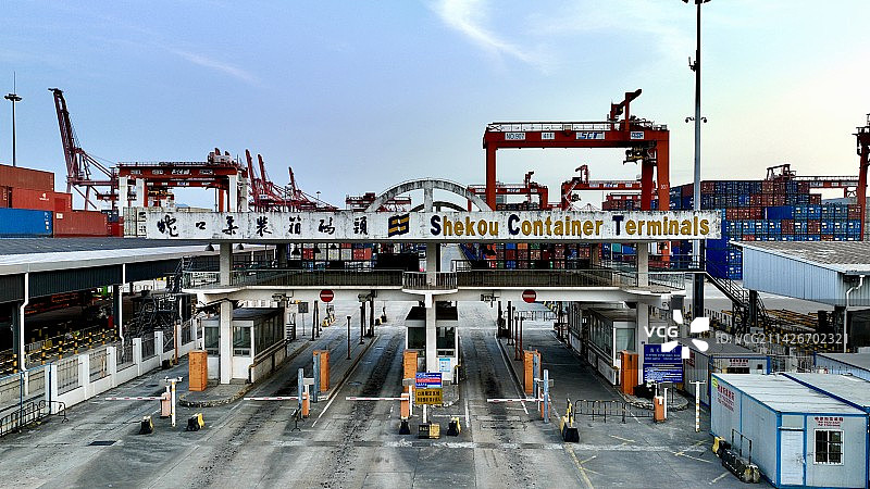 中国自贸区通往世界的门户 — 蛇口集装箱码头（SCT）图片素材