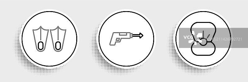 贝壳、珍珠和橡胶脚蹼图片素材