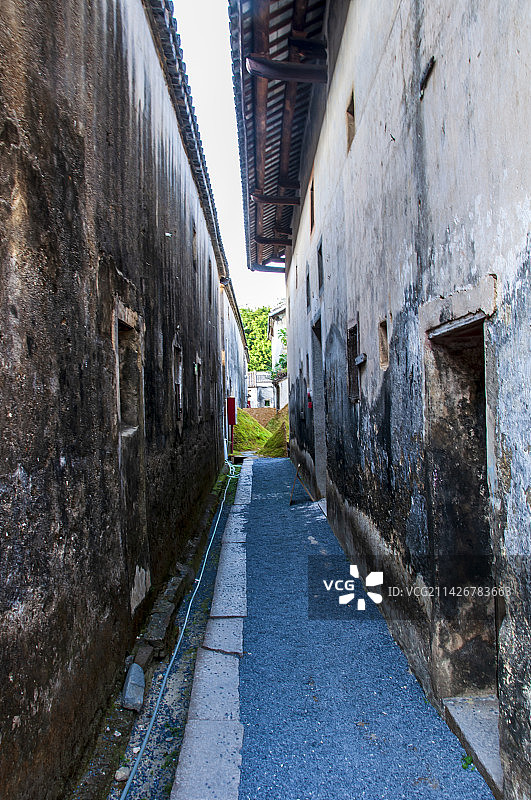 广东深圳坪山客家大万世居大院巷道图片素材