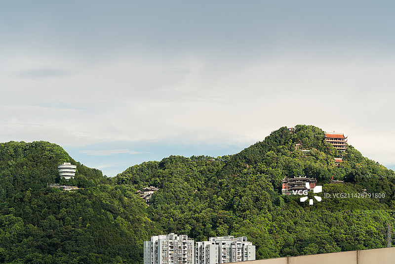 重庆市南山风景区南山一棵树观景台 彩虹图片素材