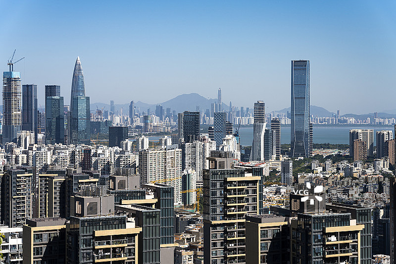 中国广东深圳南山粤海街道深圳湾都市风光图片素材