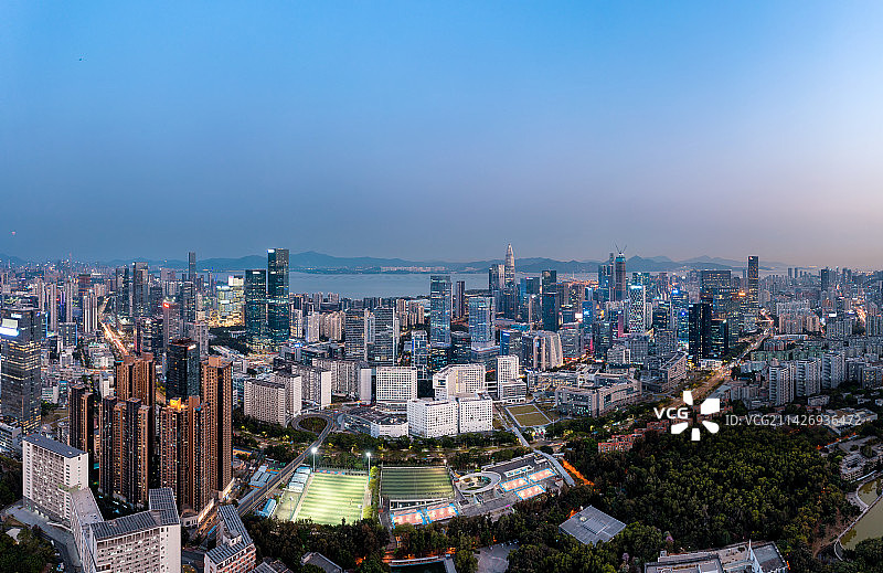 深圳粤海街道夜景南山科技园全景图片素材