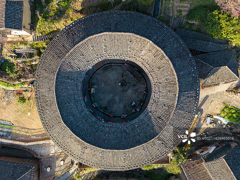福建永定土楼-田螺坑土楼群图片素材