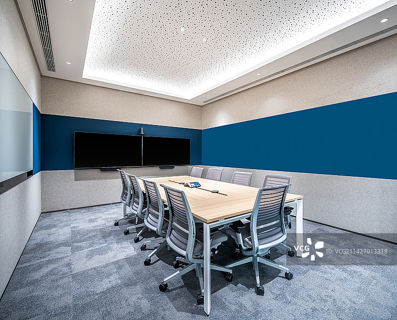 现代豪华办公室，工作场所，客厅厨房会议室图片素材