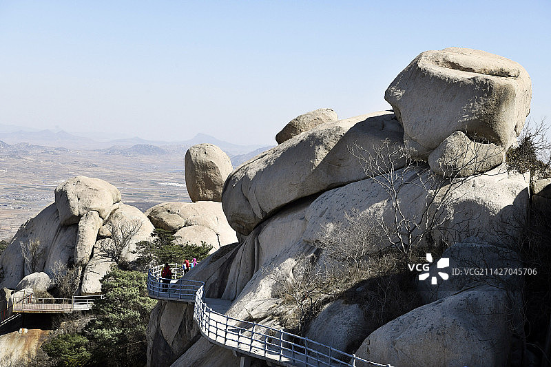 中国国家地质公园山东济宁邹城市峄山奇石景观图片素材