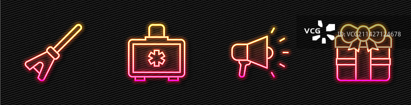 拖把急救箱和礼品扩音器组合图片素材