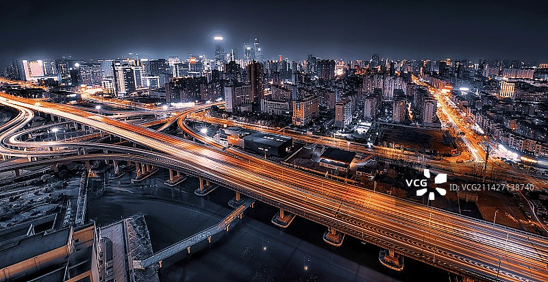 南昌怡园路互通立交车流图片素材