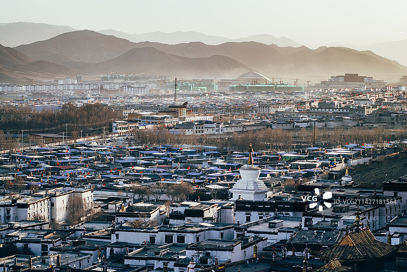 西藏日喀则全景 扎什伦布寺图片素材