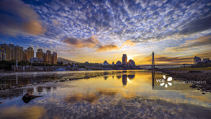 澜沧江日出图片素材