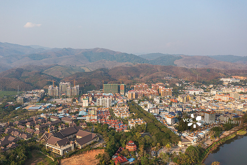 航拍西双版纳勐腊县勐仑镇图片素材