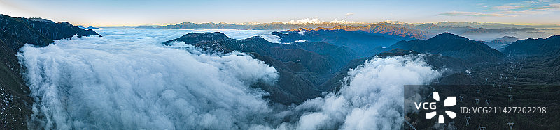 大熊猫国家公园大相岭保护区泥巴山风光图片素材