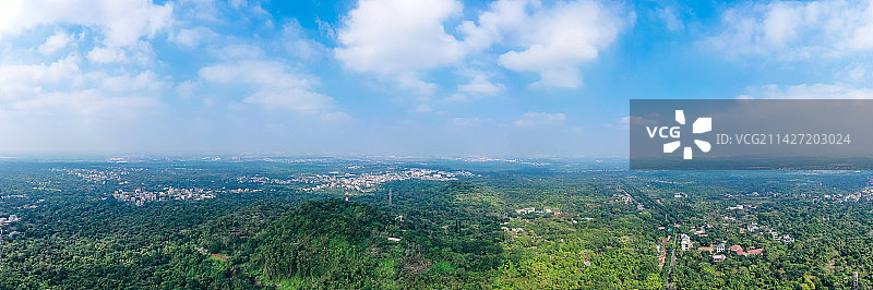 休眠火山 航拍海南海口火山口国家地质公园风炉岭火口 中国雷琼世界地质公园 海口石山火山群国家地质公园图片素材