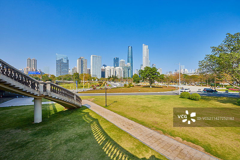 一线城市广州的公园图片素材