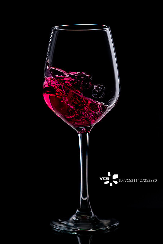 高脚杯图片素材