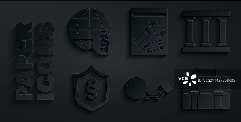 带链条的球、监狱窗户、正义法律套装图片素材