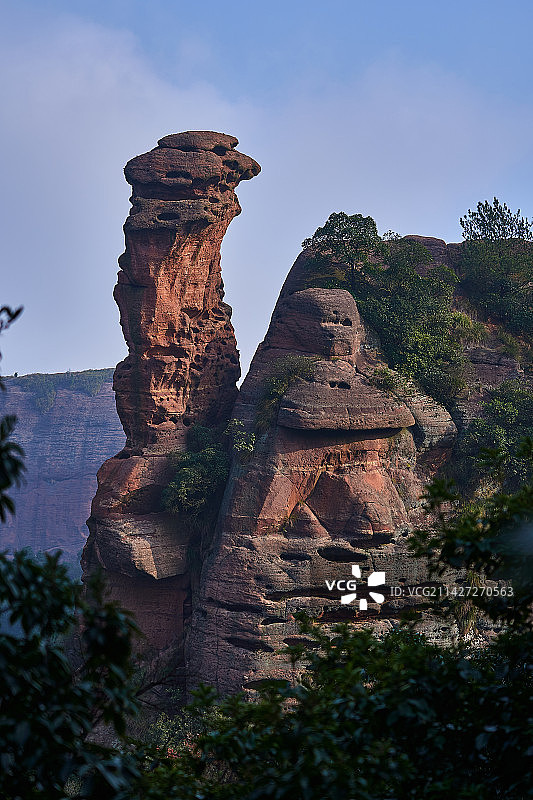 喀斯特地貌的山峰图片素材