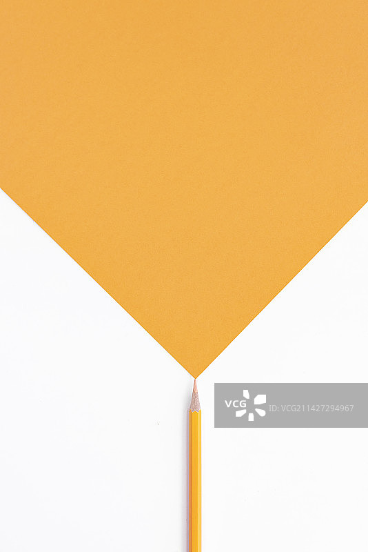 橙色铅笔拼色创意背景图片素材