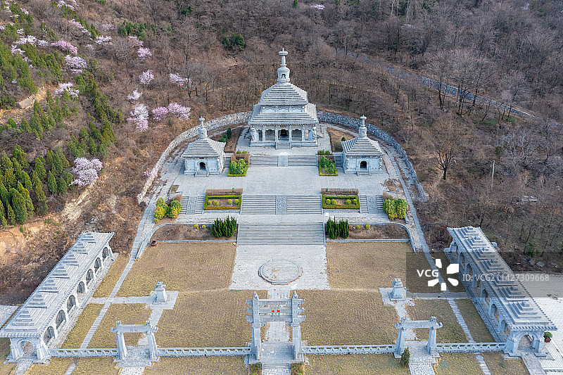 郑州巩义青龙山慈云寺建筑风光图片素材