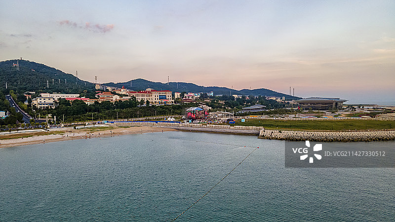 山东省烟台市蓬莱区长岛列岛平流雾全景自然风光航拍上帝视角图片素材