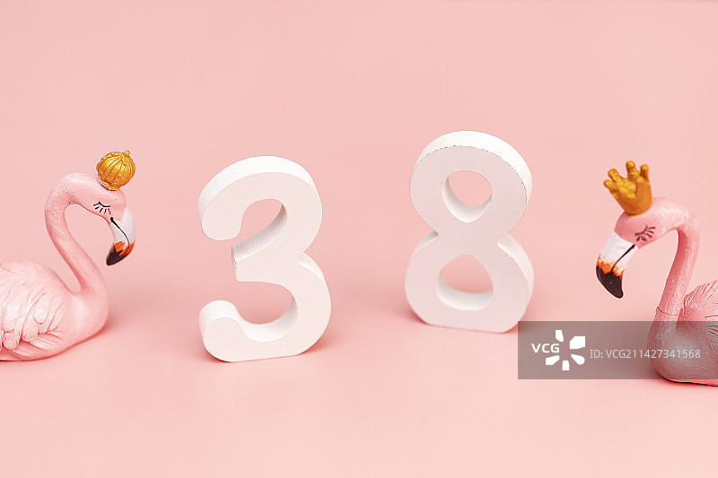38女神节粉色背景图片素材