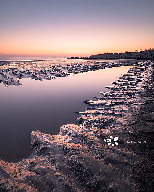 冲刷而成的沟壑图片素材