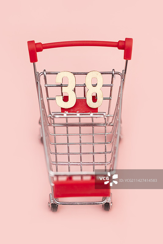 女神节女性购物打折创意图片素材